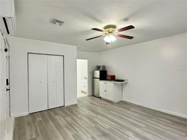 Building Photo - 4321 NW 20th Dr