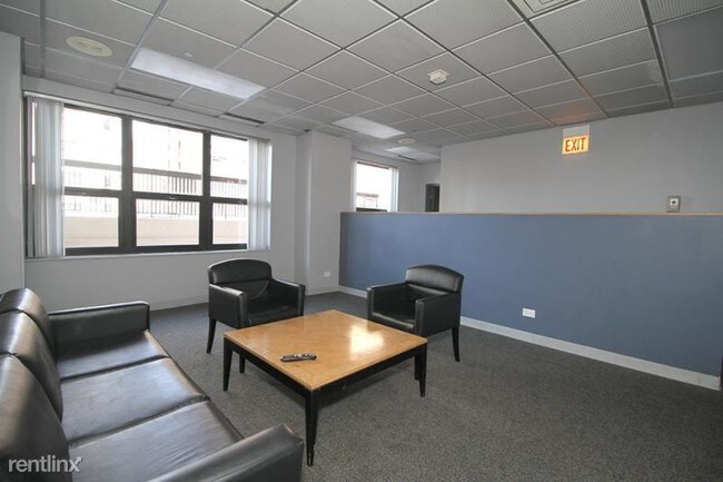 Building Photo - 1133 N Dearborn St