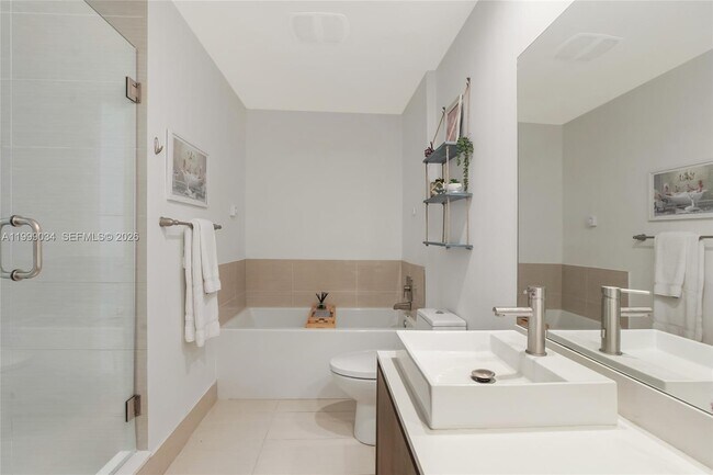 Building Photo - 201 SW 17th Rd