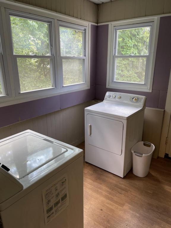 Building Photo - 220-A N. Cedar St.