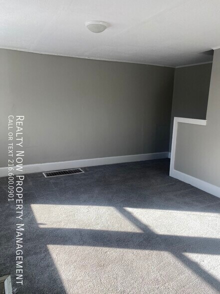 Building Photo - 3540 Trent Ave