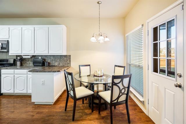 Building Photo - 2808 Pinnacle Dr