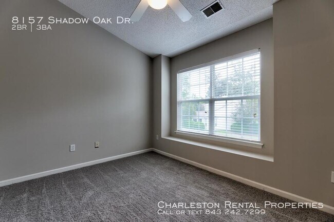 Building Photo - 8157 Shadow Oak Dr