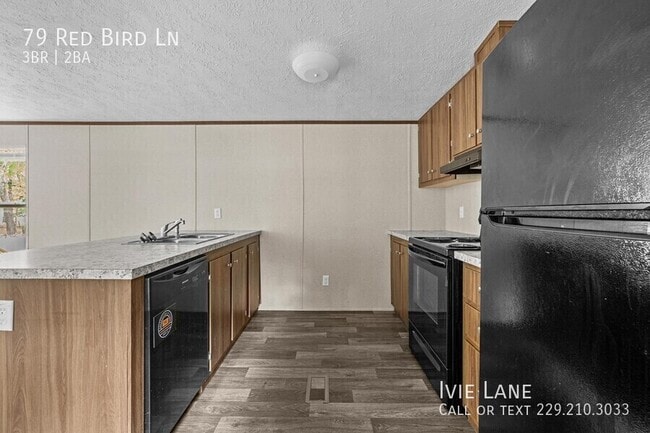 Building Photo - 79 Red Bird Ln-