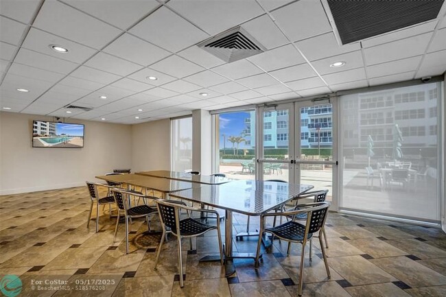 Building Photo - 3750 Galt Ocean Dr