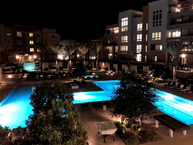 Amenities at night - 45253 Tom Blalock St
