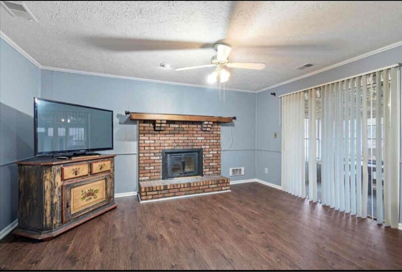 Building Photo - 7955 Rockridge Ct