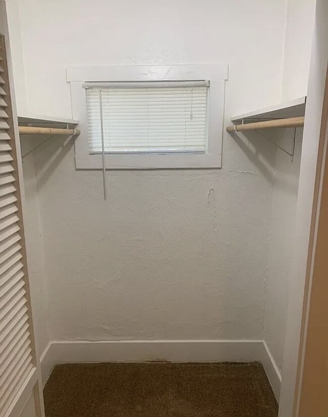 Building Photo - $2,750 - Two Bedrooms, Two Bathrooms, With Bonus Room And Large Yard, Ready For Lease!