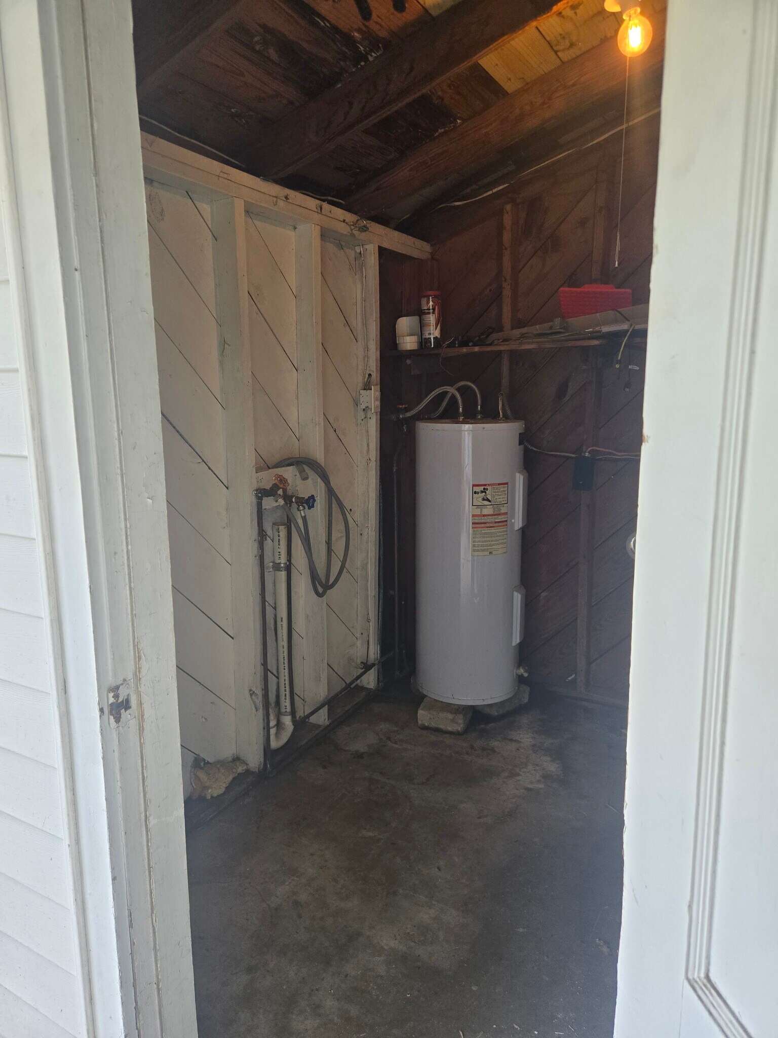 Laundry room - 5621 2nd Ave N