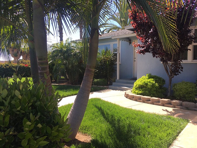 Building Photo - 302 Whaley St