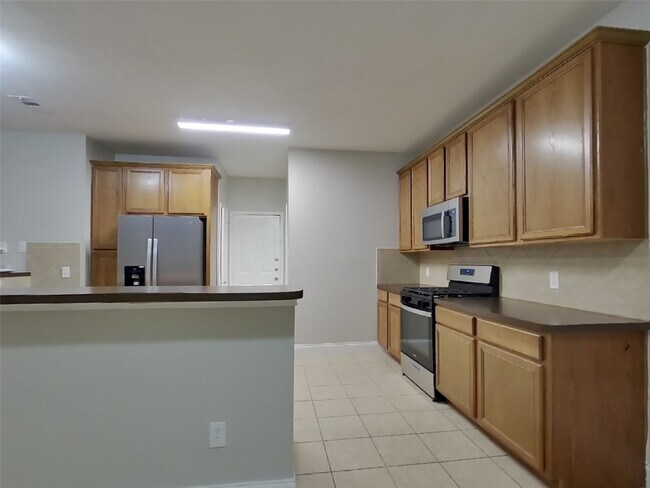 Building Photo - 12043 Belle Ct