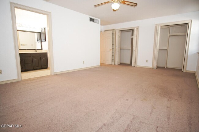 Building Photo - 1808 Gurss Pl