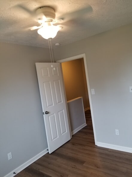 Bedroom 3 - 1445 Toshiba Drive, #B