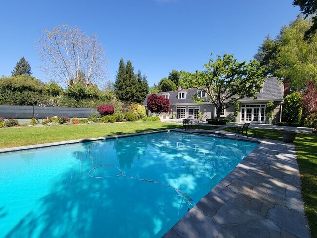 Building Photo - Atherton Estate with Pool and Sports Court!