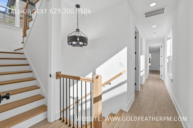 Building Photo - 2144 18th Avenue N