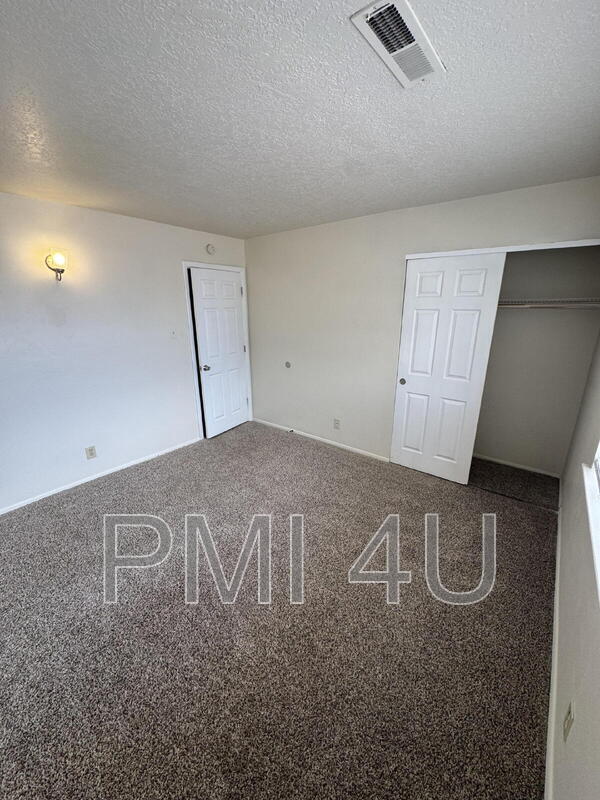 Building Photo - 9605 Benavides Rd SW