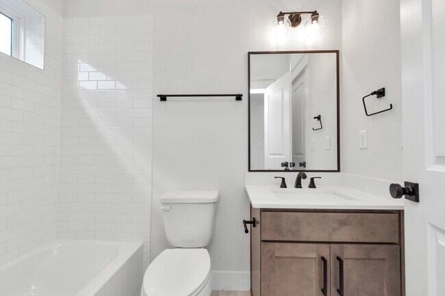 Building Photo - 5410 Wheatley St