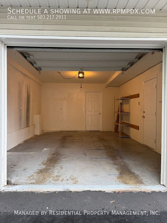 Building Photo - 10545 SW Cougar Ln
