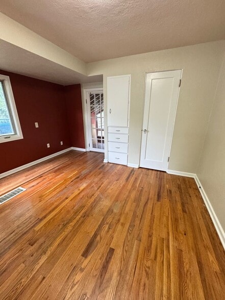 Building Photo - 2802 Cordry Ct