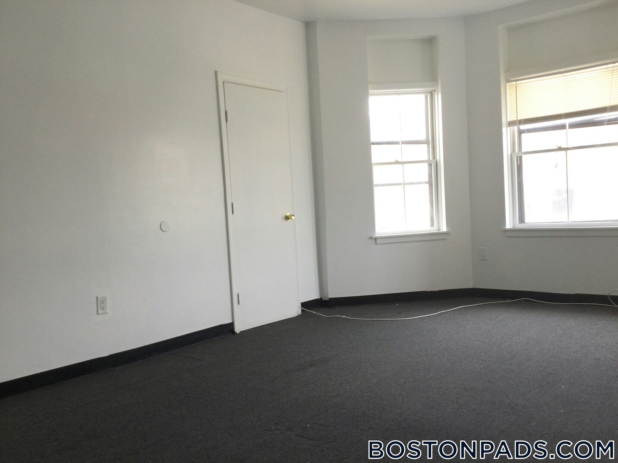 Building Photo - 119 Washington St