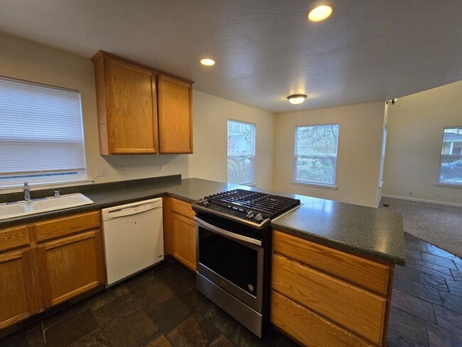 Building Photo - 2970 Janes Creek Dr
