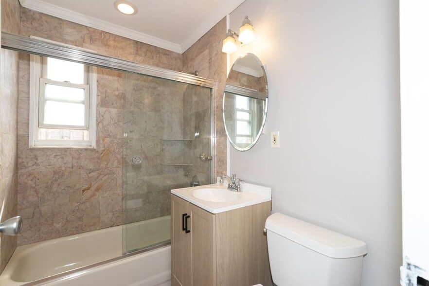 Building Photo - 300 Wilson Rd