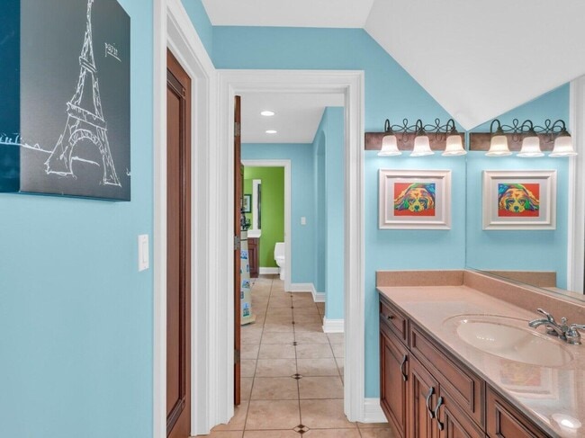 Building Photo - 106 Michigan Ct