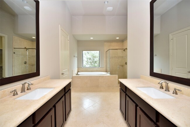 Building Photo - 5813a Kiam St