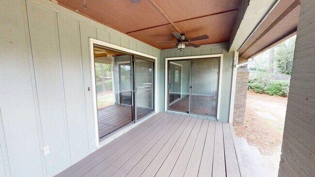 Building Photo - Cottage Style Home in Pinehurst $500 OFF 1...
