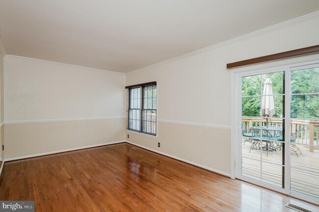 Building Photo - 27 Faraday Dr
