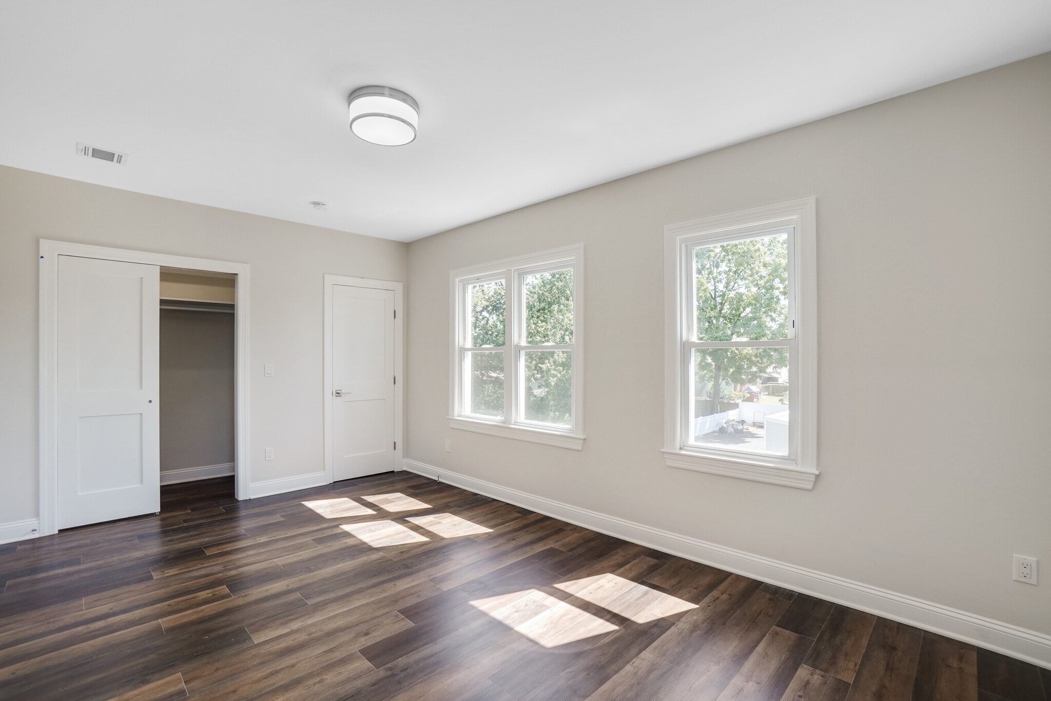 Building Photo - 77 Mill St