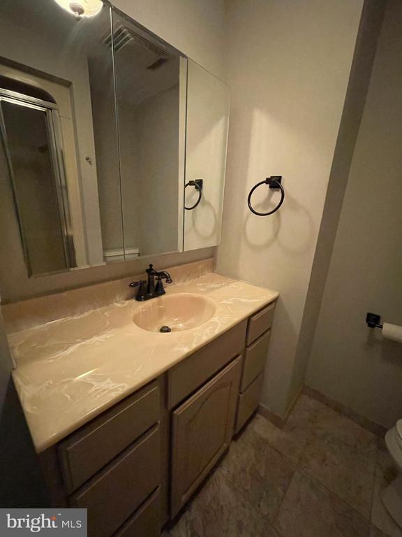 Building Photo - 804 N Calvert St