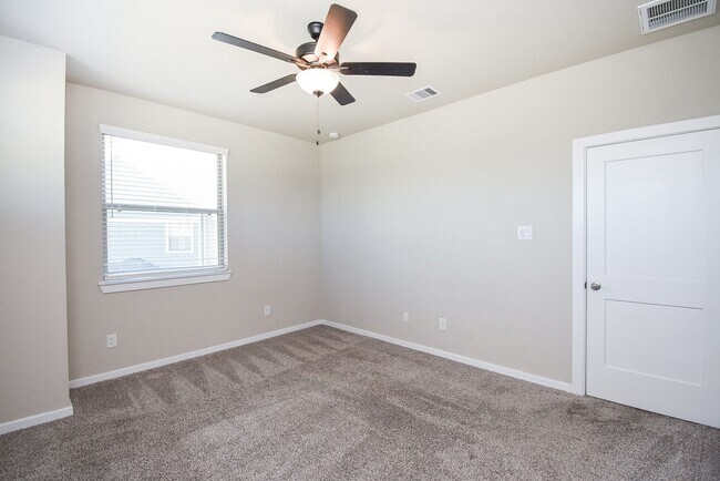 Building Photo - 7643 Green Bulrush Wy