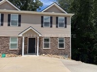 Building Photo - WEST KNOX CEDAR BLUFF AREA 2 BEDROOM 2.5 BATH TOWNHOUSE