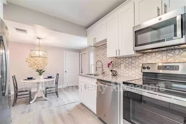 Building Photo - 5408 5th Ave N