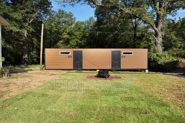 Building Photo - 20242 County Rd 2138