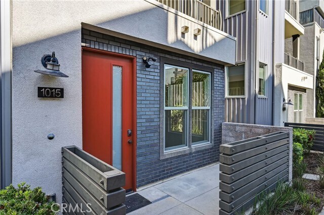 Building Photo - 1015 Somerton Dr