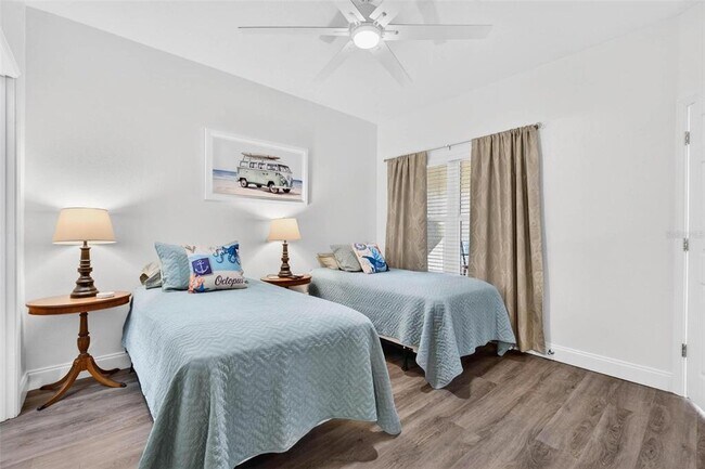 Building Photo - 10764 70th Ave N