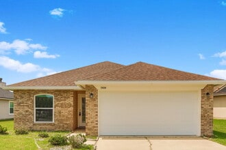 Building Photo - 1626 Sugarpine Drive