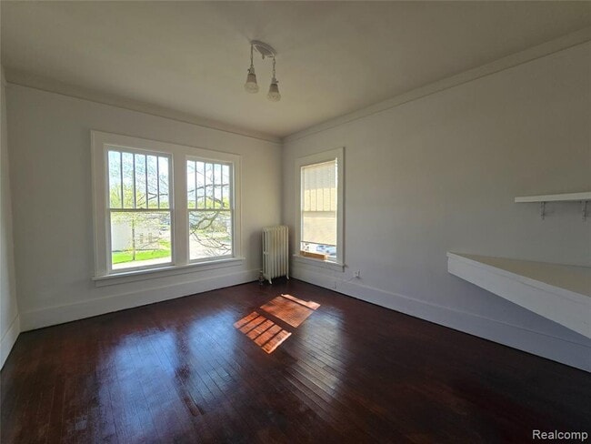 Building Photo - 26850 Seven Mile W