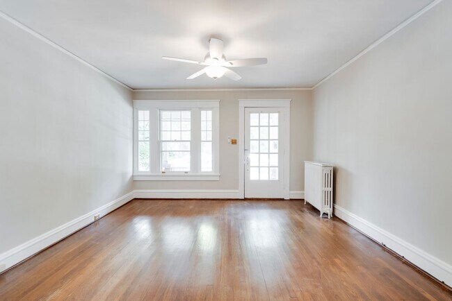 Building Photo - 3151 Floyd Ave