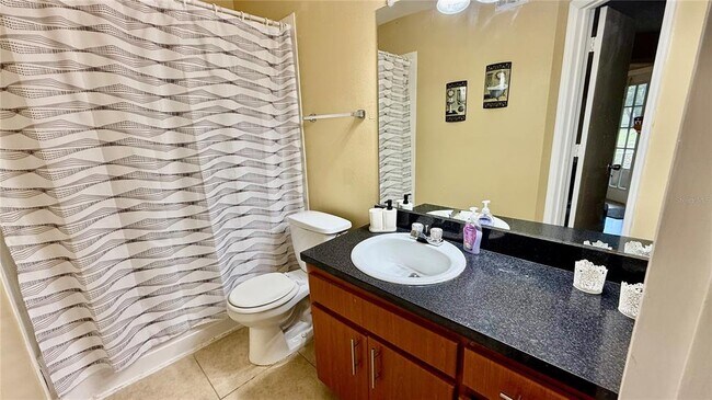 Building Photo - 441 Fountainhead Cir