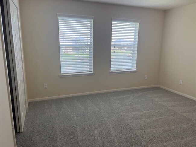 Building Photo - 3930 Medici Ct