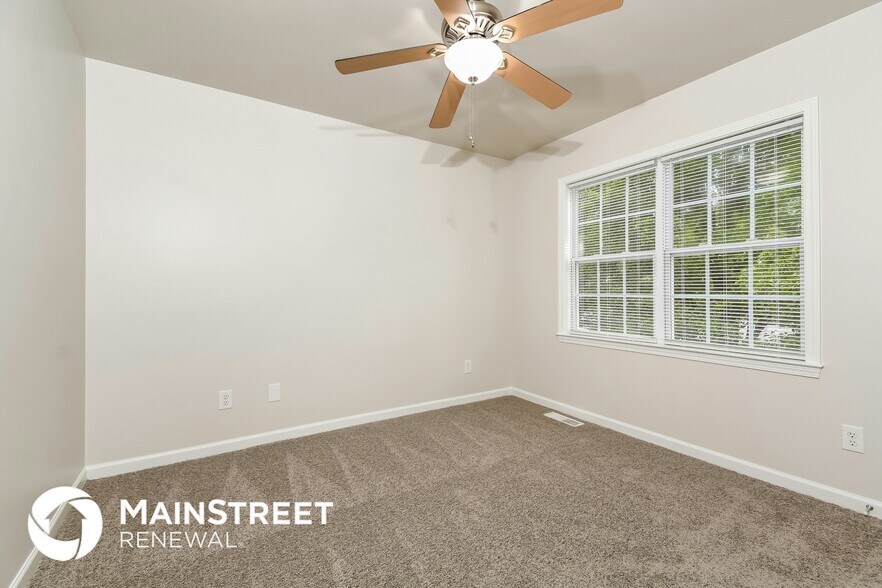 Building Photo - 5934 Bluestem Cir