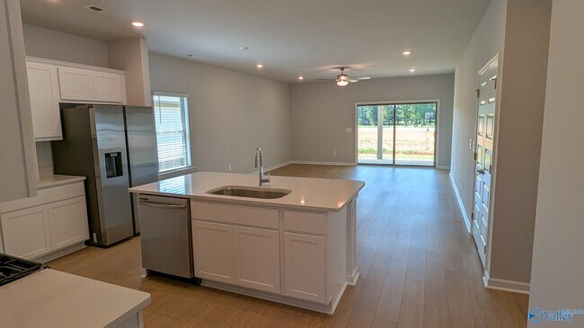 Building Photo - 162 Fenwick Pl