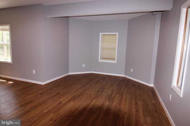 Building Photo - 25783 Fenian Ct