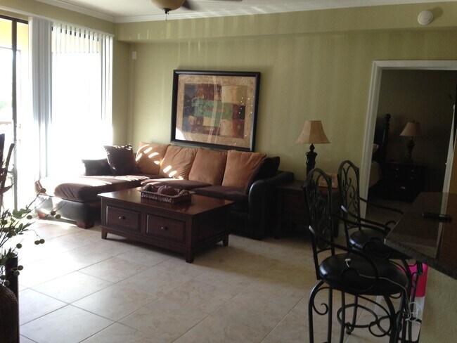 Building Photo - 12970 Positano Cir