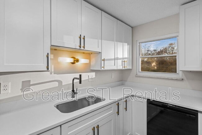 Building Photo - 2344 White Ash Ct