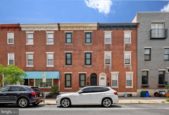 Building Photo - 2316 Christian St