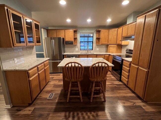 Kitchen - 113 Drake Rd